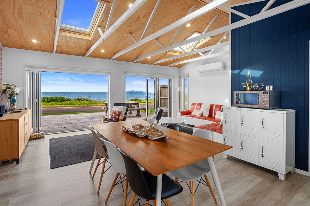 Changing Sands (Bachcare) Whiritoa Holiday Home for rent Holiday Houses