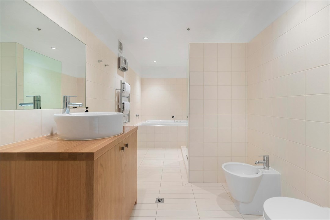 THE SHOTOVER | CBD Luxury, Rooftop Terrace Aura Qu