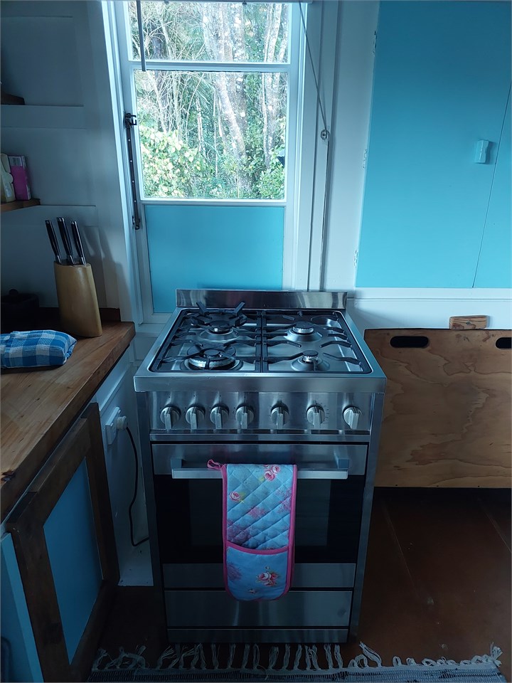 Gas Oven