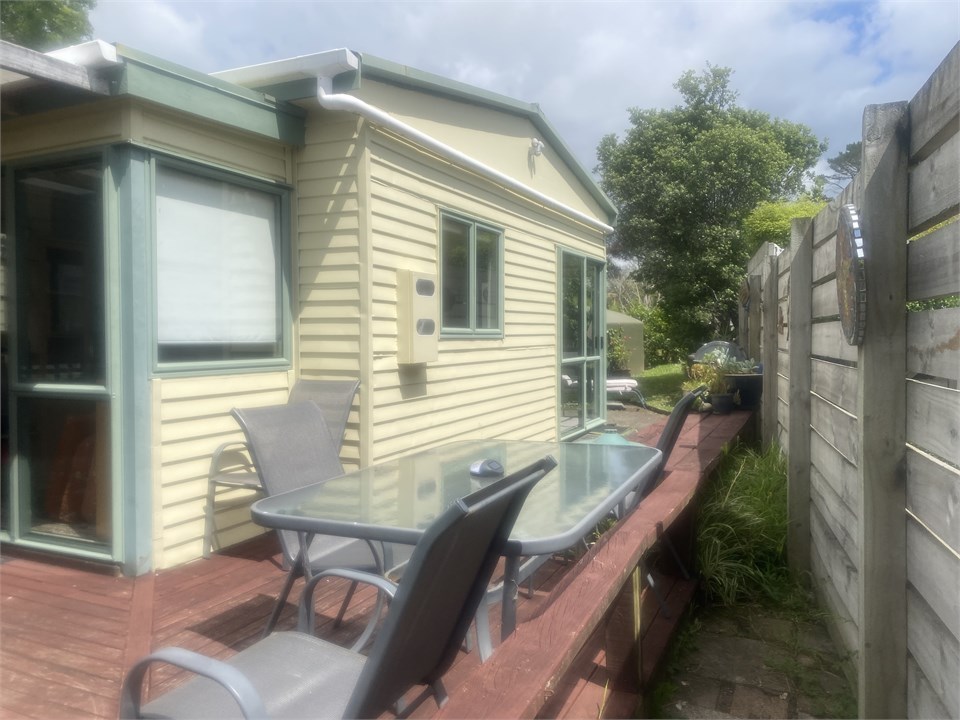 Sunny eastern side front of deck