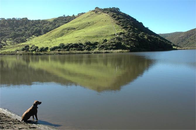 Lake Wainamu