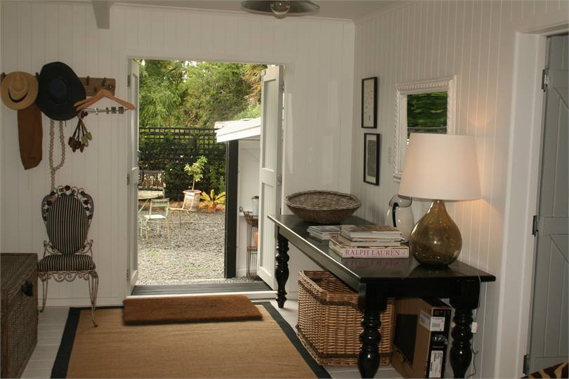 barn doors to back garden