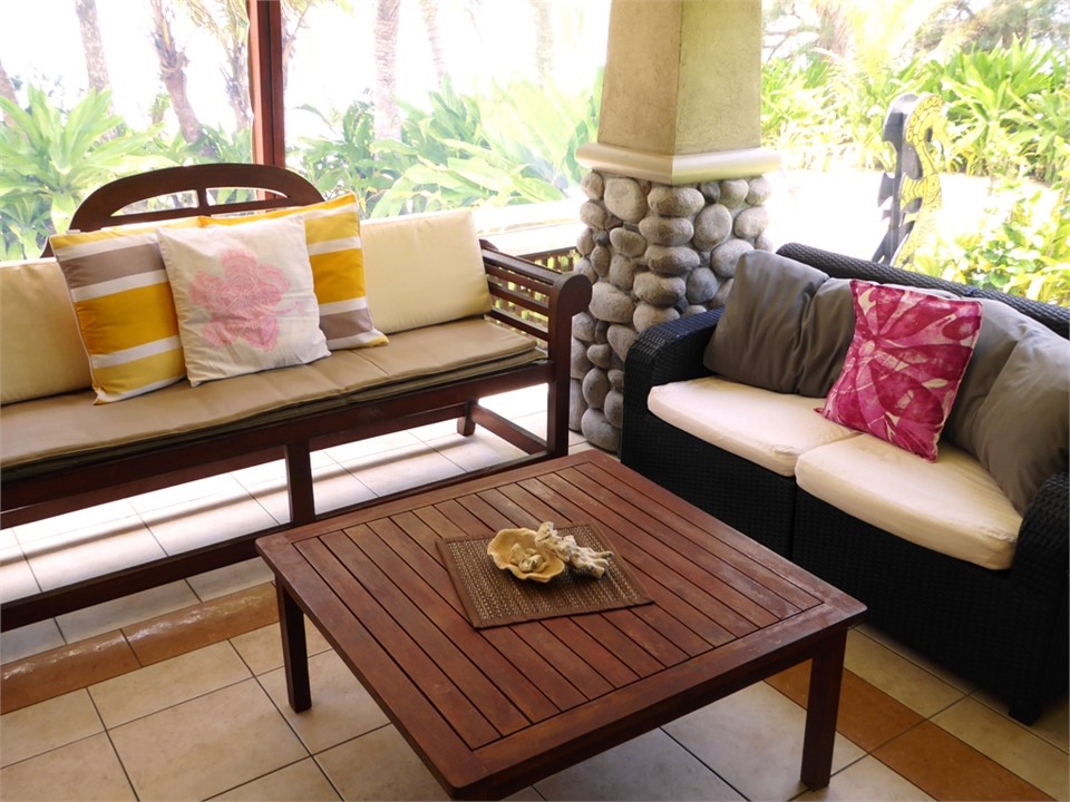 lot sof outside seasting on the deck