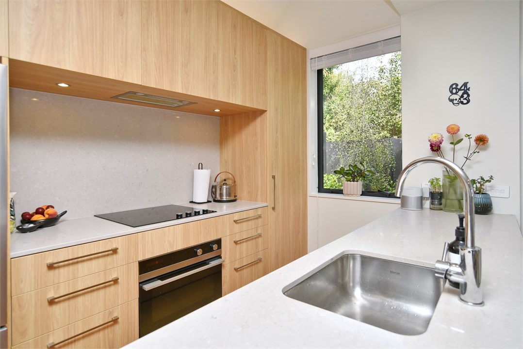 Fully equipped Kitchen area