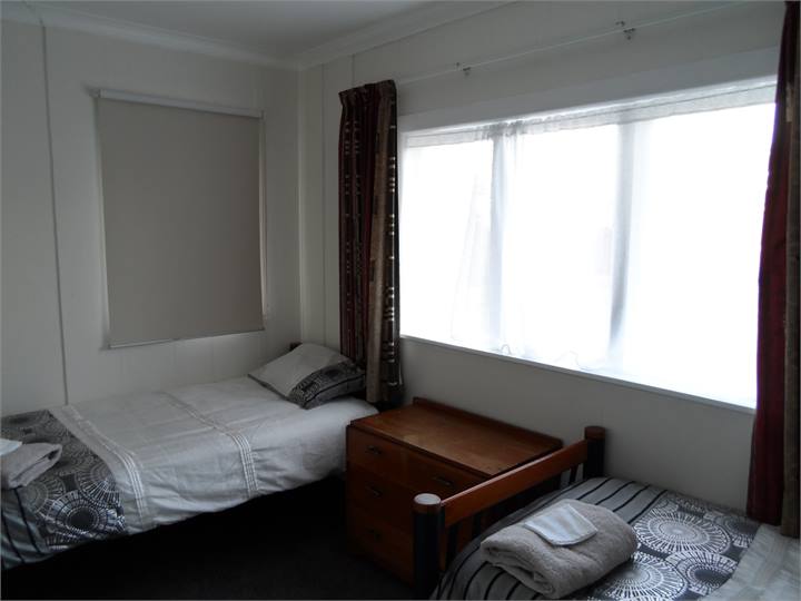 Single Room x 2 Beds