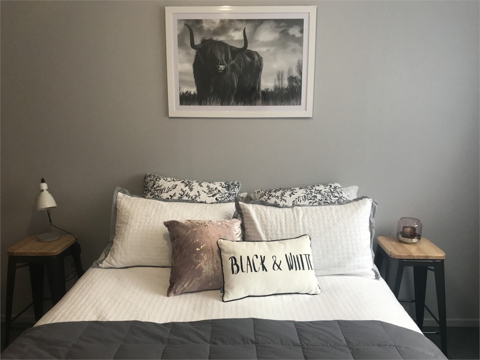 Bedroom , very comfortable Queen bed