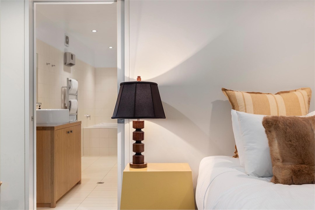 THE SHOTOVER | CBD Luxury, Rooftop Terrace Aura Qu