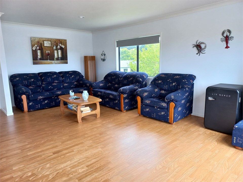 Lazy Days at Cooks Beach Cooks Beach Holiday Home for rent Holiday