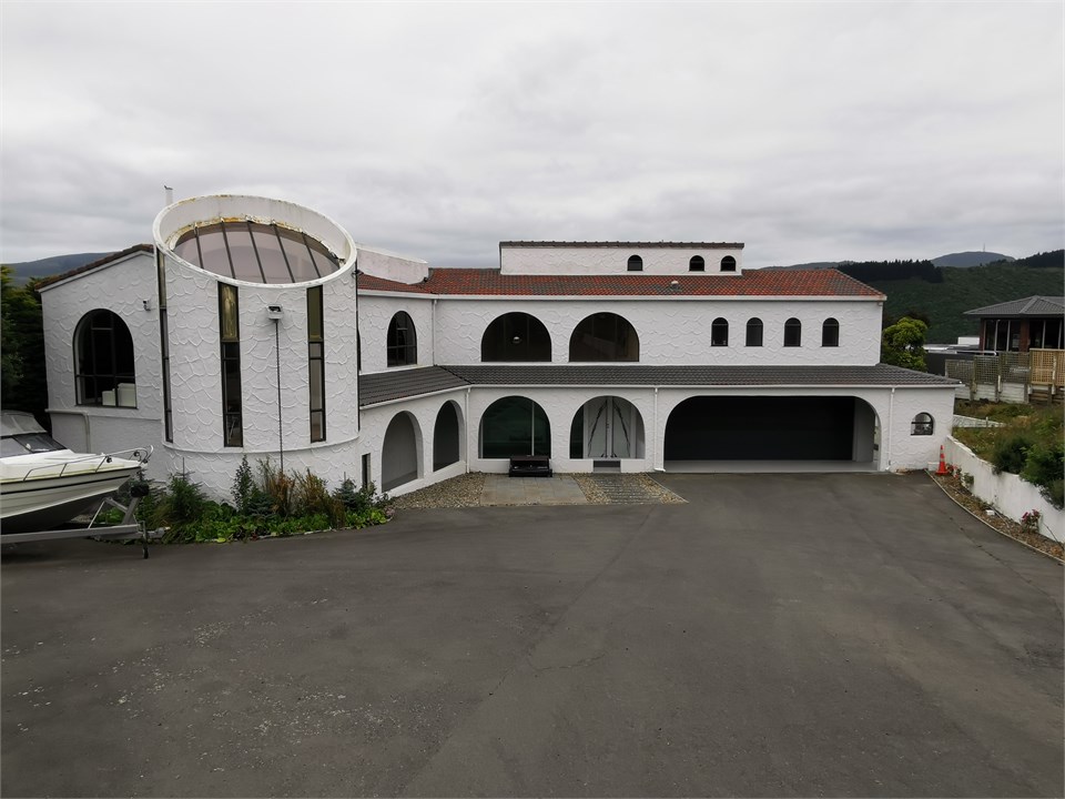 Luxury with spectacular Harbour view Otago Peninsula