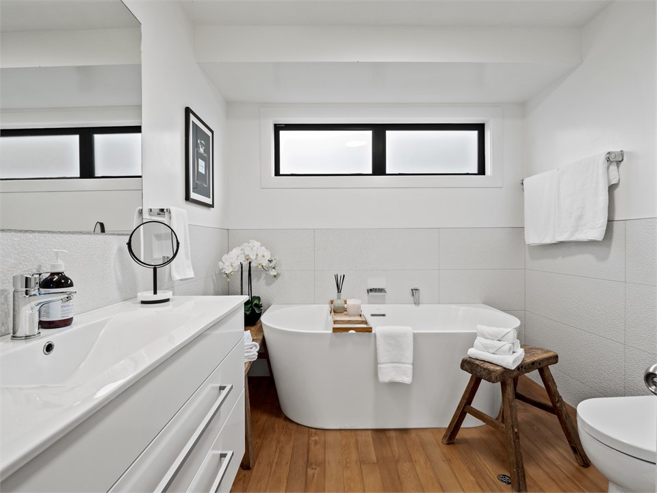 Bathroom 2 with large luxurious tub.