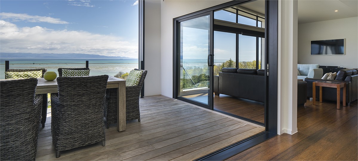 Great indoor/outdoor flow