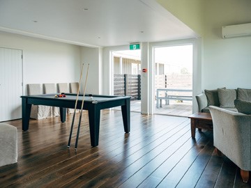 Pool Table / Meeting Room