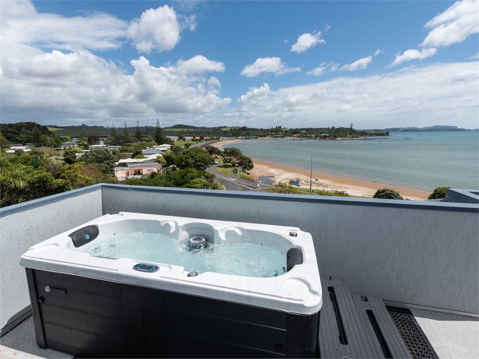 Heavenly View (Bachcare) Paihia Apartment for rent Holiday Houses