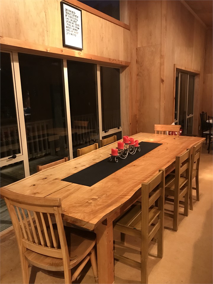 Amazing dining table for long dinners over a nice 