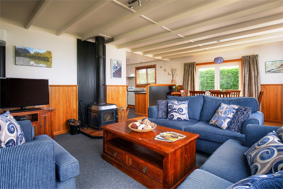 Rod and Wheel House Lumsden Holiday Home for rent Holiday Houses