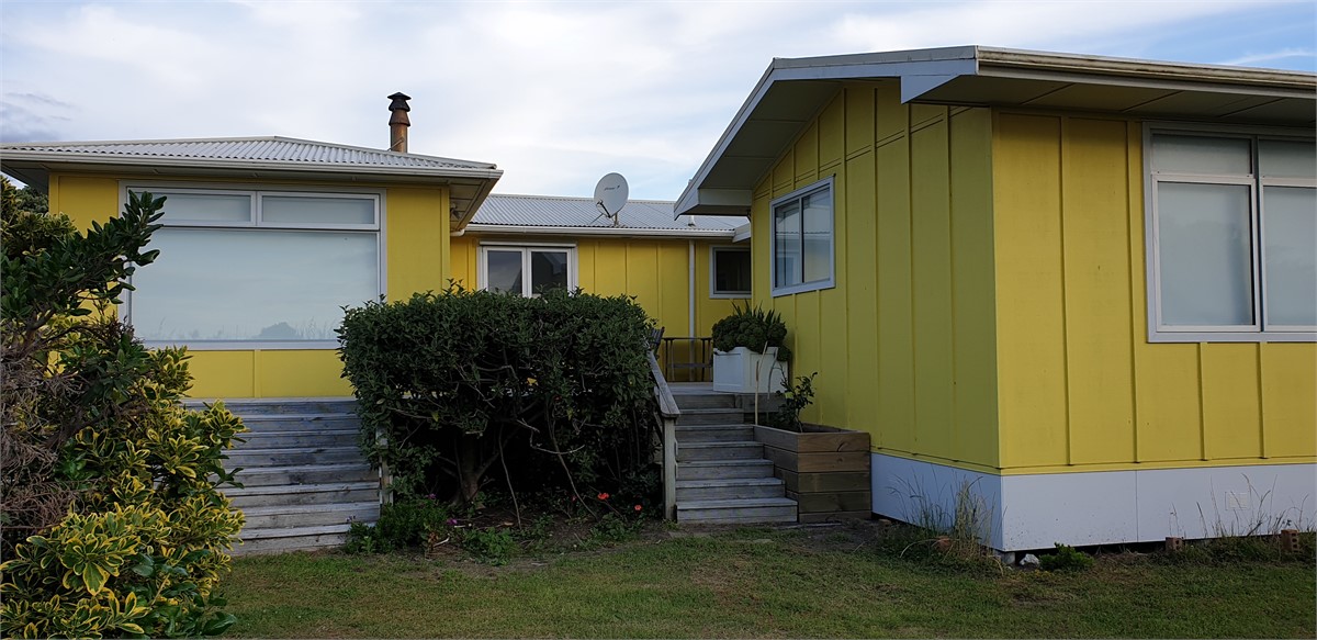 Te Horo Beach house Te Horo Beach Beach House for rent Holiday Houses