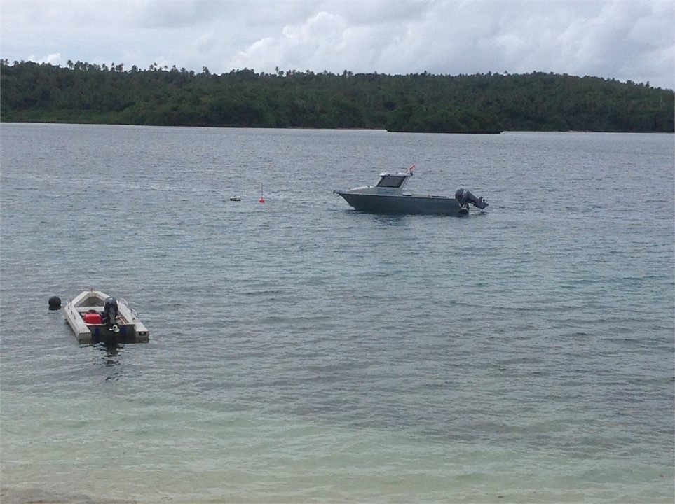 Pep'e pontoon boat and Falau Lelei (used for trans