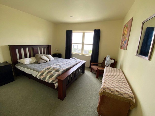 bedroom 1 - King with sea views