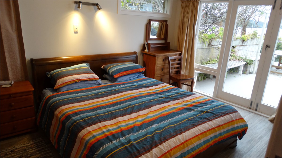 Bedroom1 Super king bed