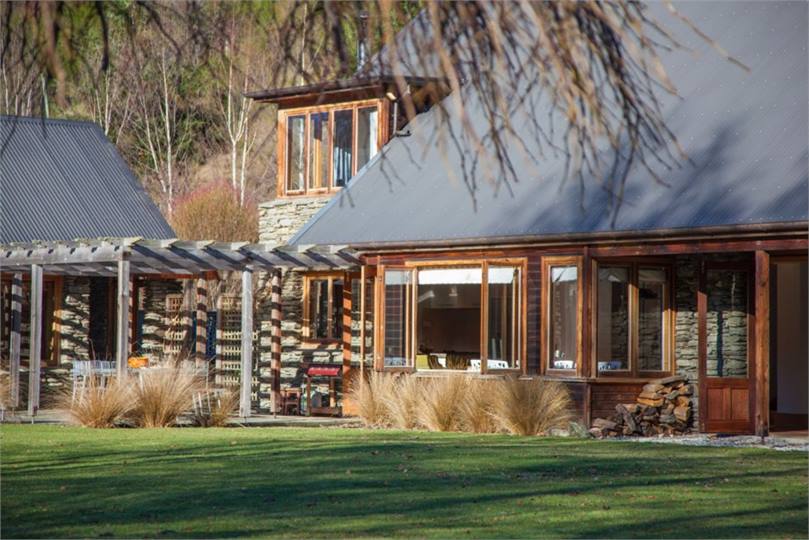 View from the property's backyard onto villa exter