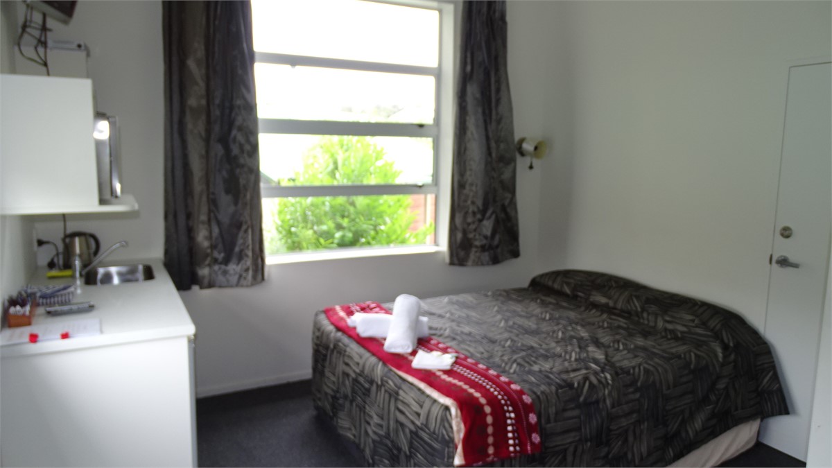 Upstairs bedroom 3 - with kitchenette and ensuite