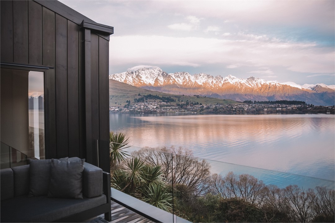 Winter views from Lakehouse Joela