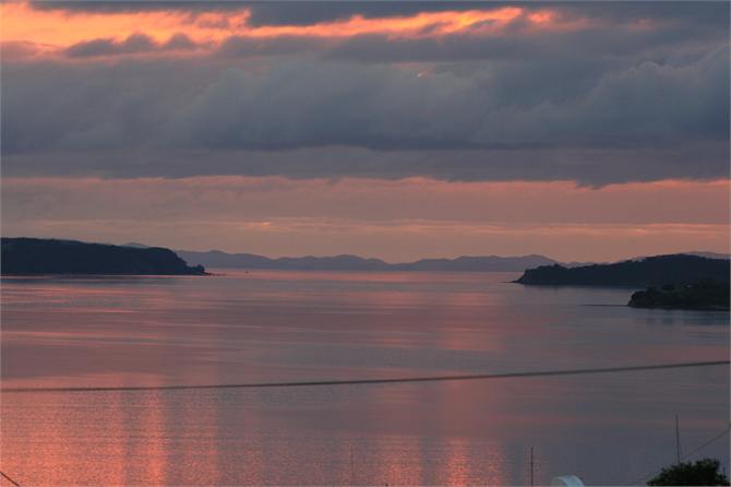 Early morning in the Bay