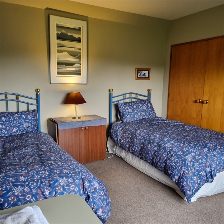 Ground level 2 single beds
