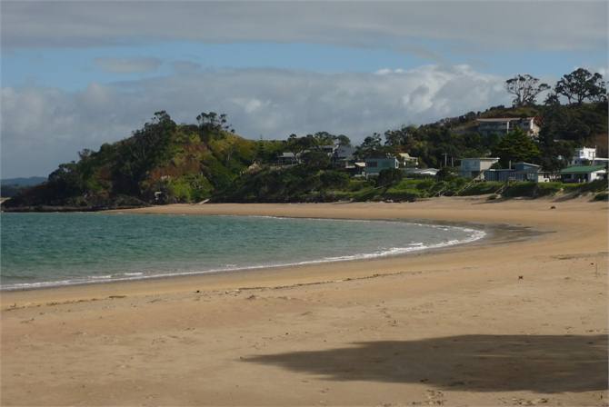 Swim at all stages of tide