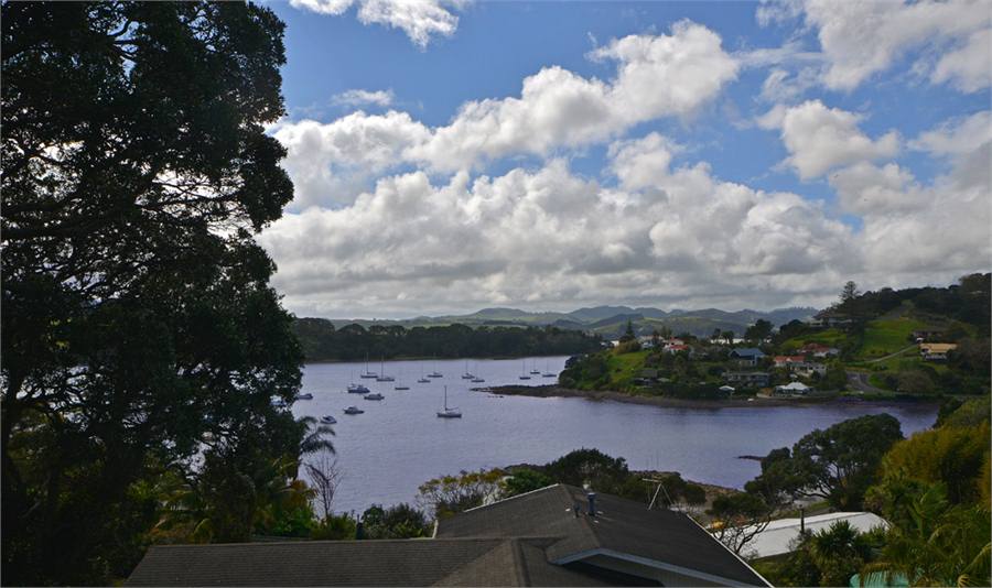 Views of Mill Bay/Mangoui 