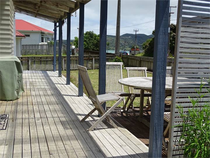 Front deck areas 