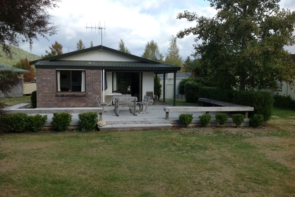 Hawea Kinloch Bach for rent Holiday Houses