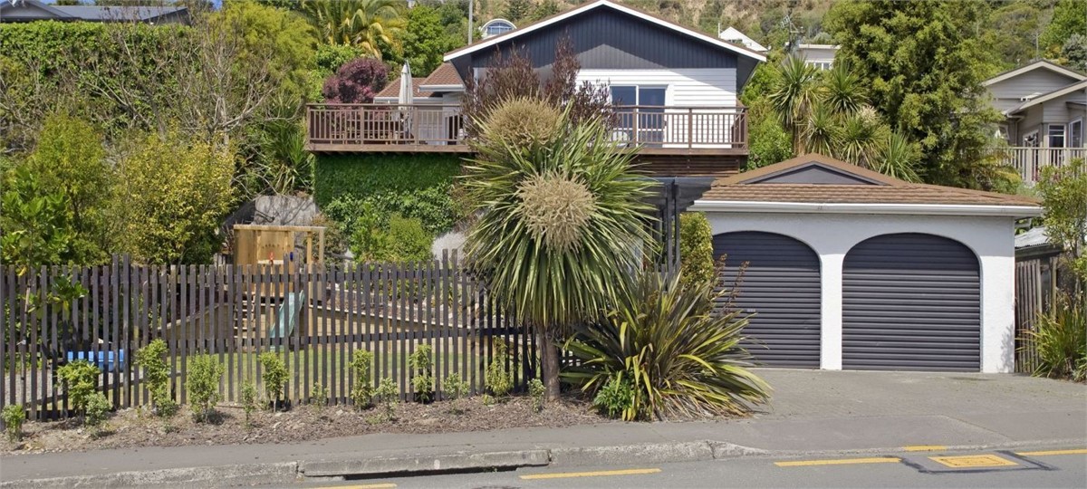 Bisley Avenue Street View