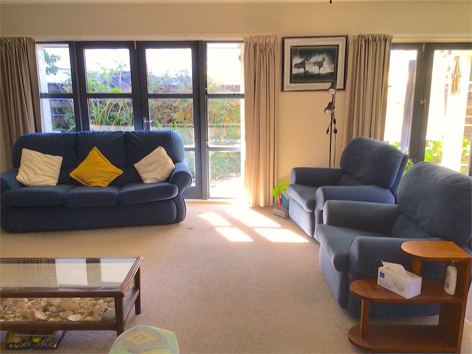 Light and open plan Living and Dining are