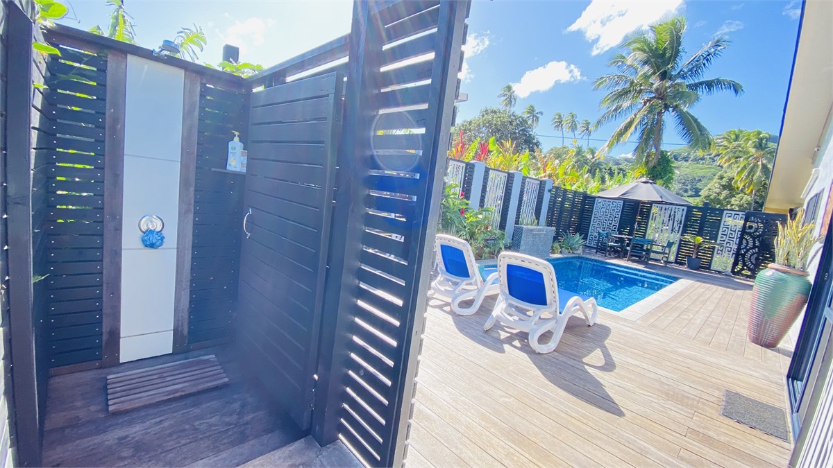 Outdoor Shower ( hot and cold) attached to the dec