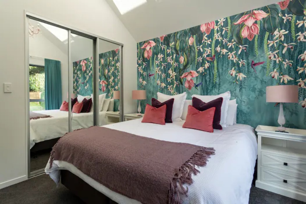 Princess Room - Super King (or 2 Singles)