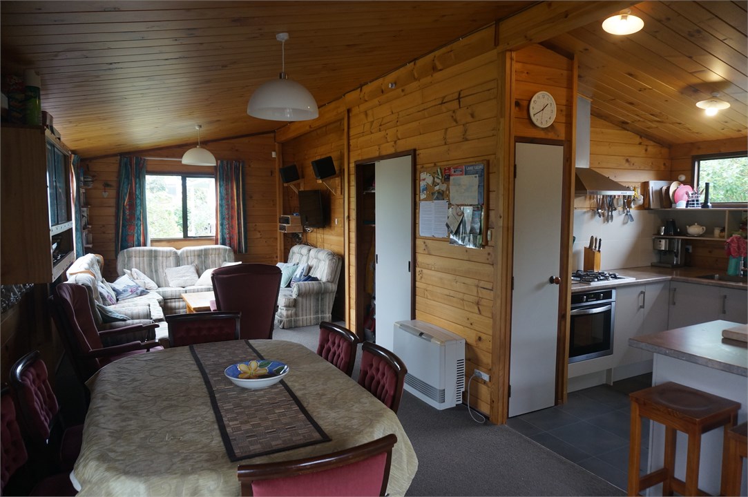 Open plan living/Dinning area