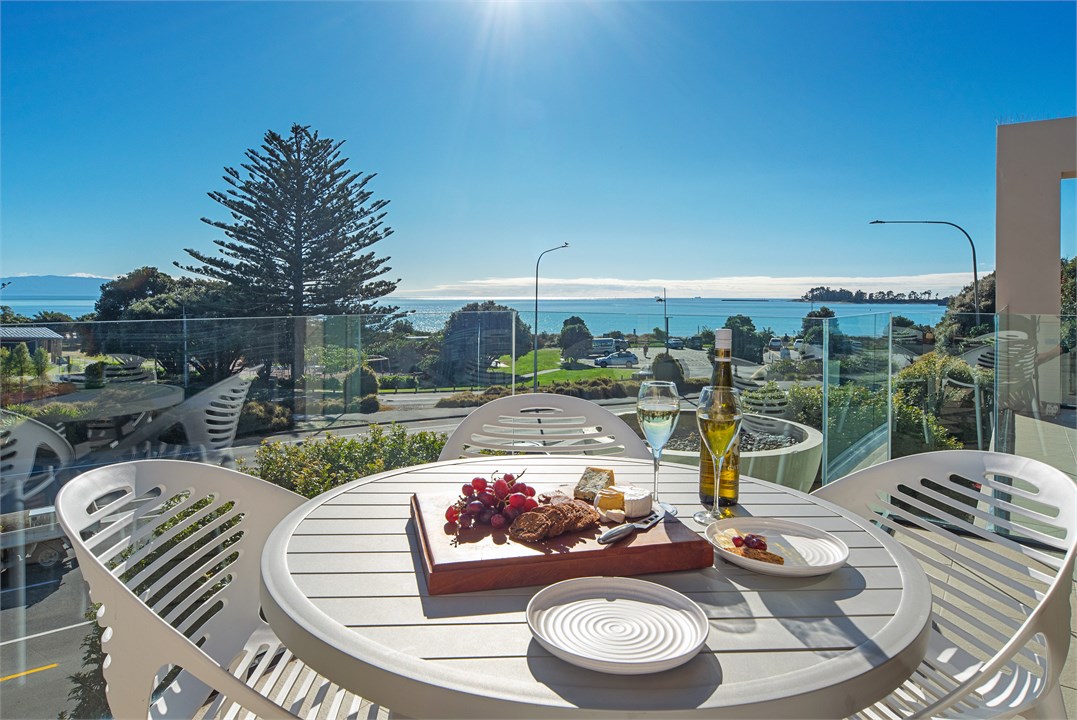 Moana Sands - Beachside Apartment 1