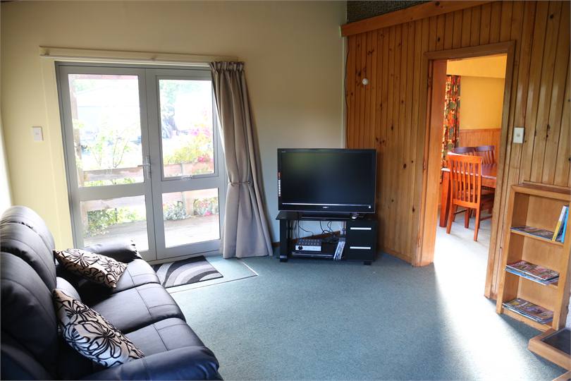 Large tv with freeview and dvd player