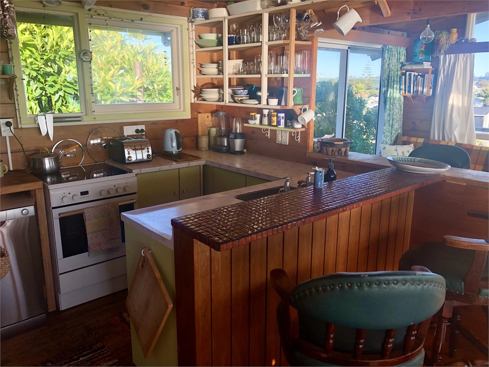 Retro kitchen with a fabulous view
