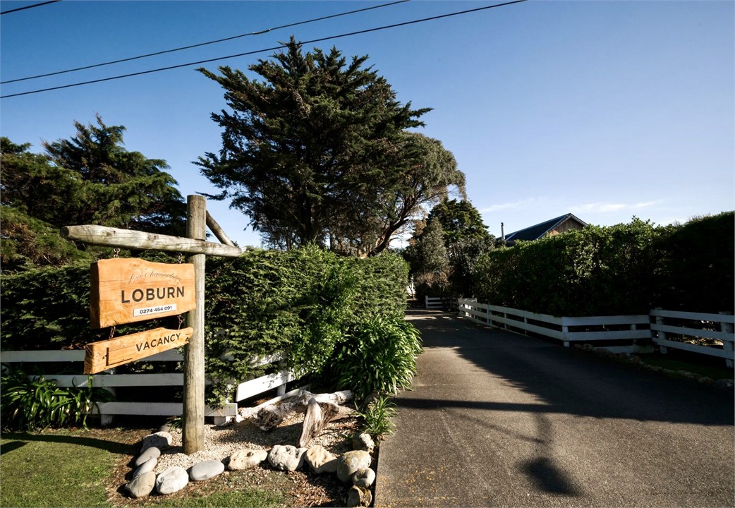 Lobourn Bach Accommodation - 2 x Bach's