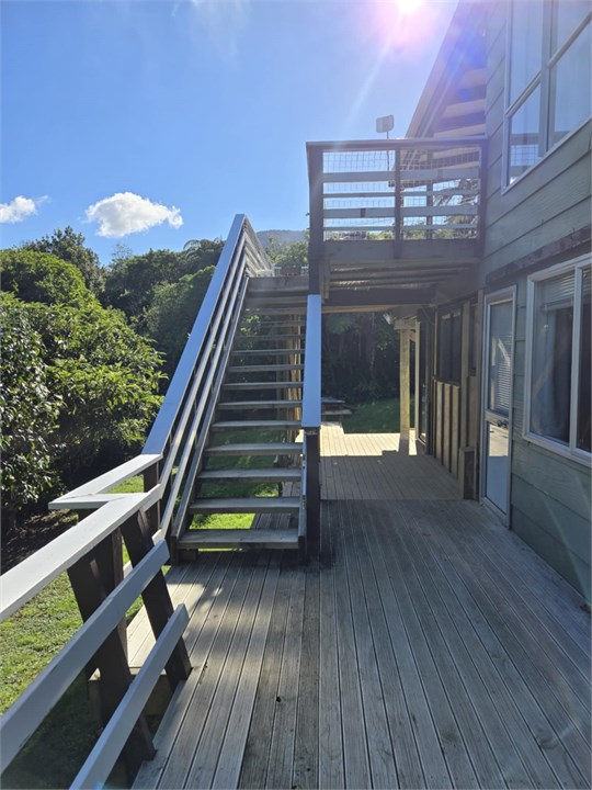 Downstairs Queen bedroom and Bunk room access