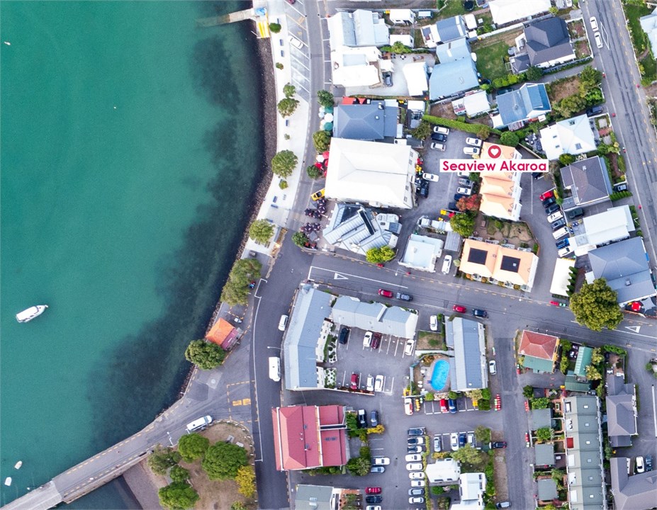 Birds eye view of the property and surrounding are
