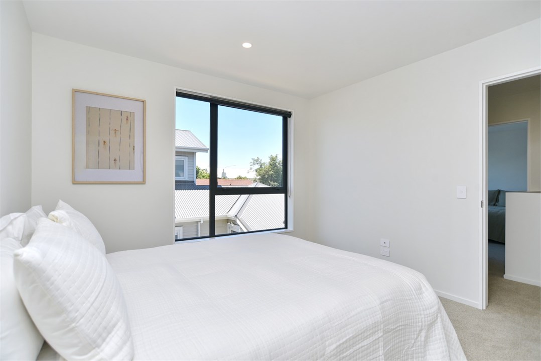 Bedroom 2 has a Queen bed