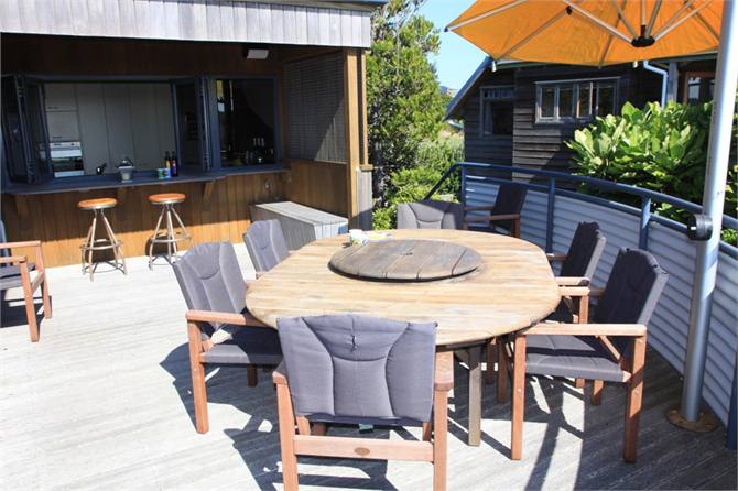 Outdoor entertaining area