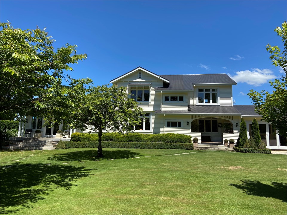 Front of Villa Maria from front garden