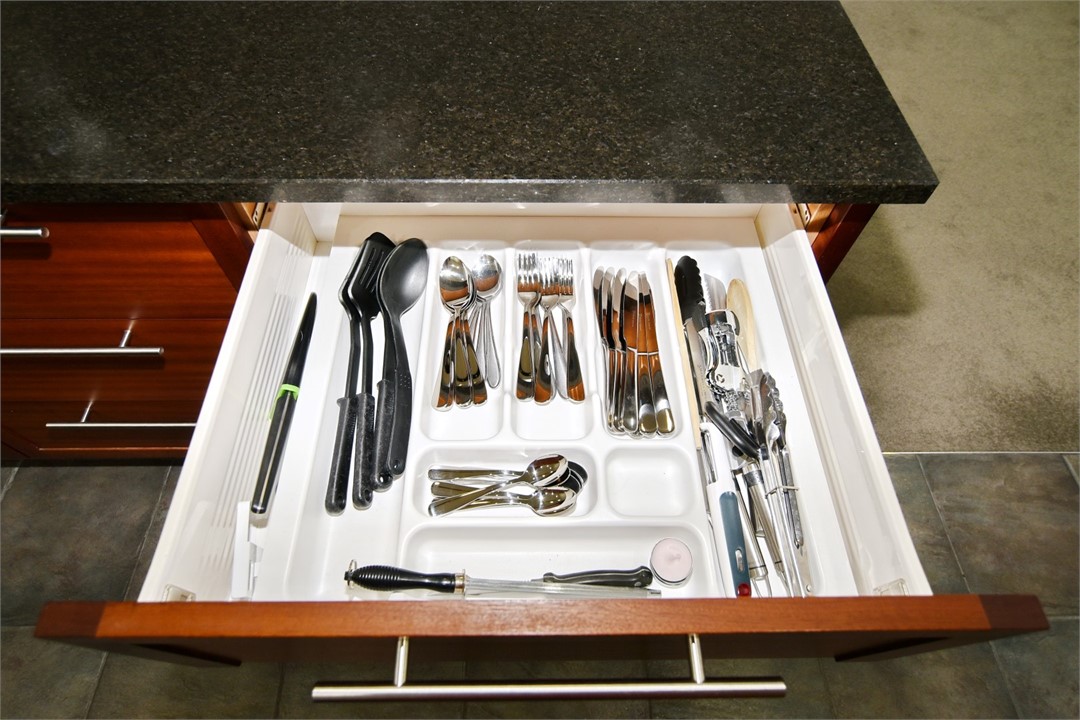 Kitchen fully equipped