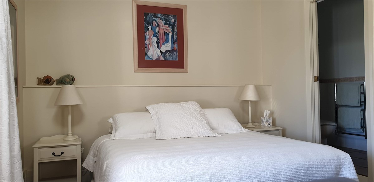 Birchwood En-suite bedroom