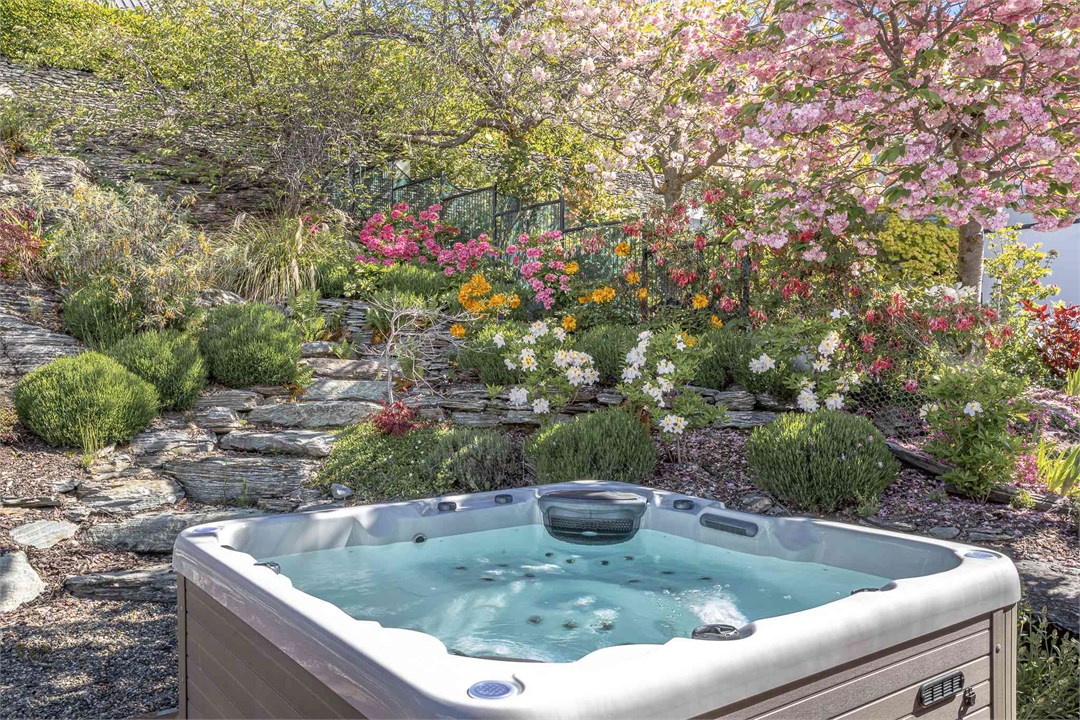 Your own private spa pool to enjoy