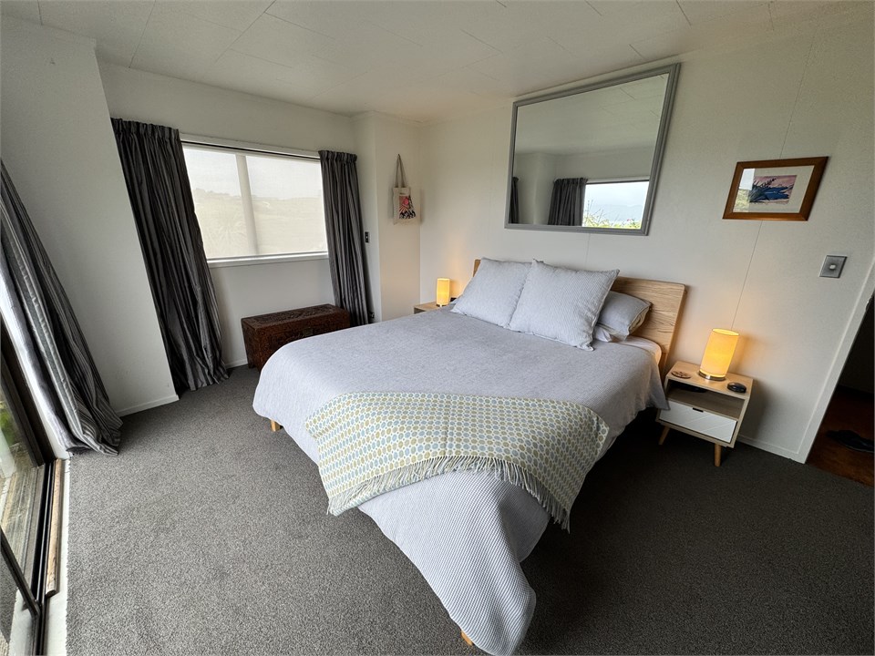 King bedroom at Casa Playa de los osos